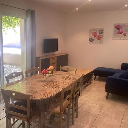 Le Ribbou Villa LʼIsle-sur-la-Sorgue Exteriör bild