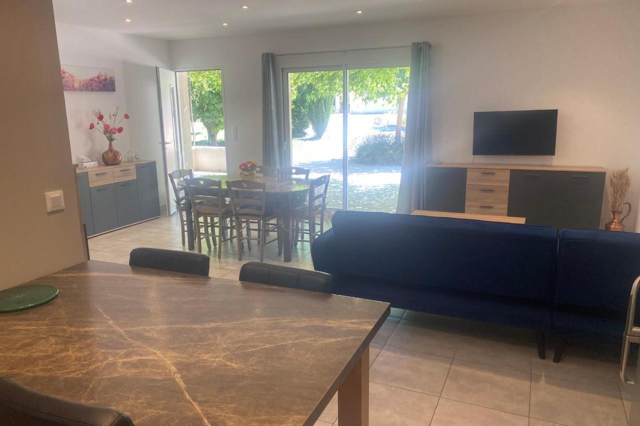 Le Ribbou Villa LʼIsle-sur-la-Sorgue Exteriör bild
